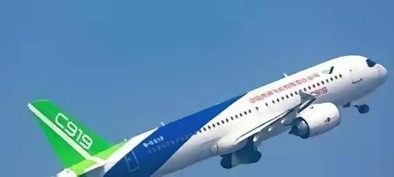 美国这一刀捅的可真够狠！一刀直插C919命脉，中国引以为傲的商飞C919客机，交