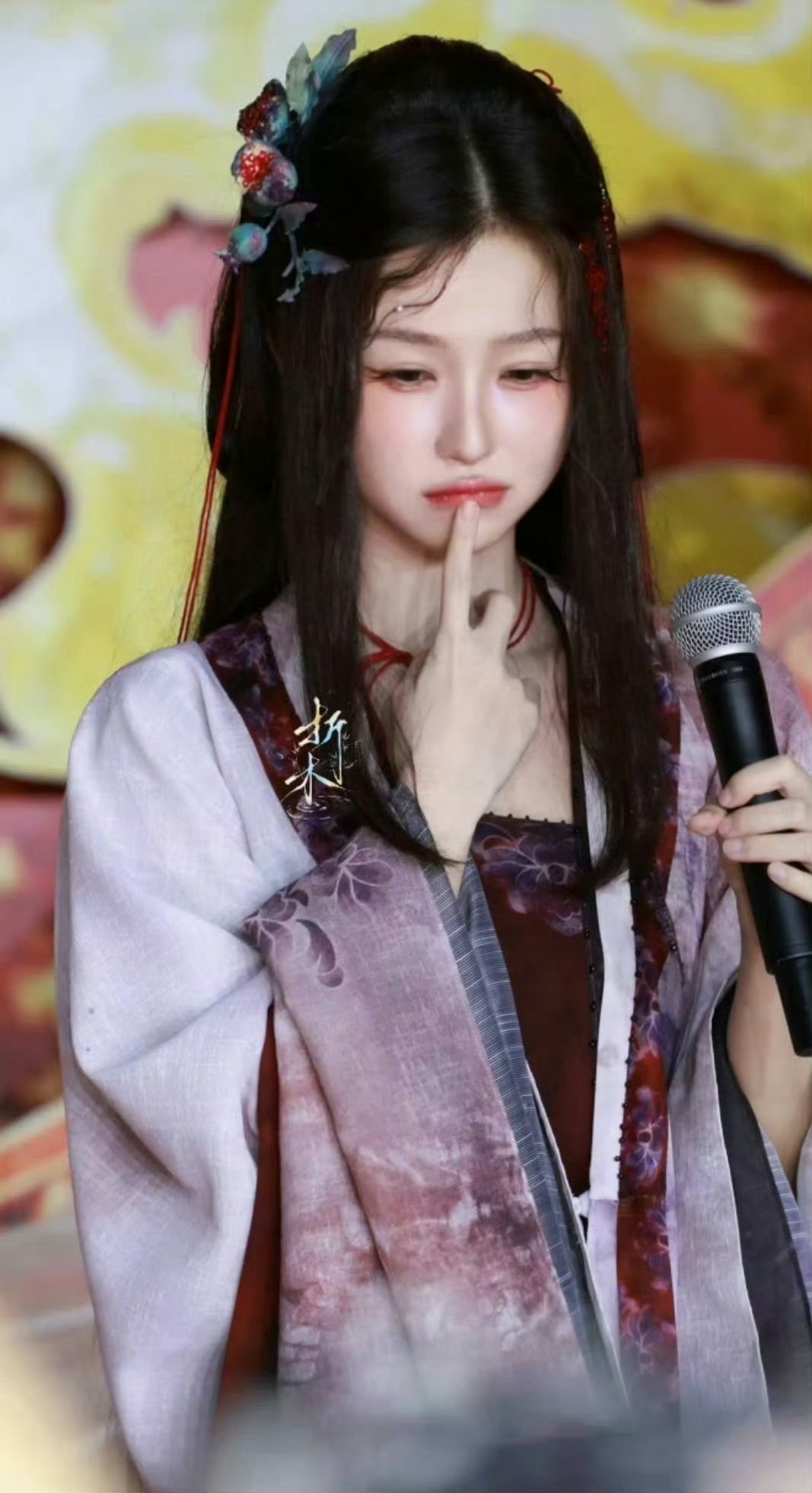 白鹿演蚌精vs虞书欣演蚌精今天刷到🐟的这个视频的时候真的很震惊一开始都不太敢认
