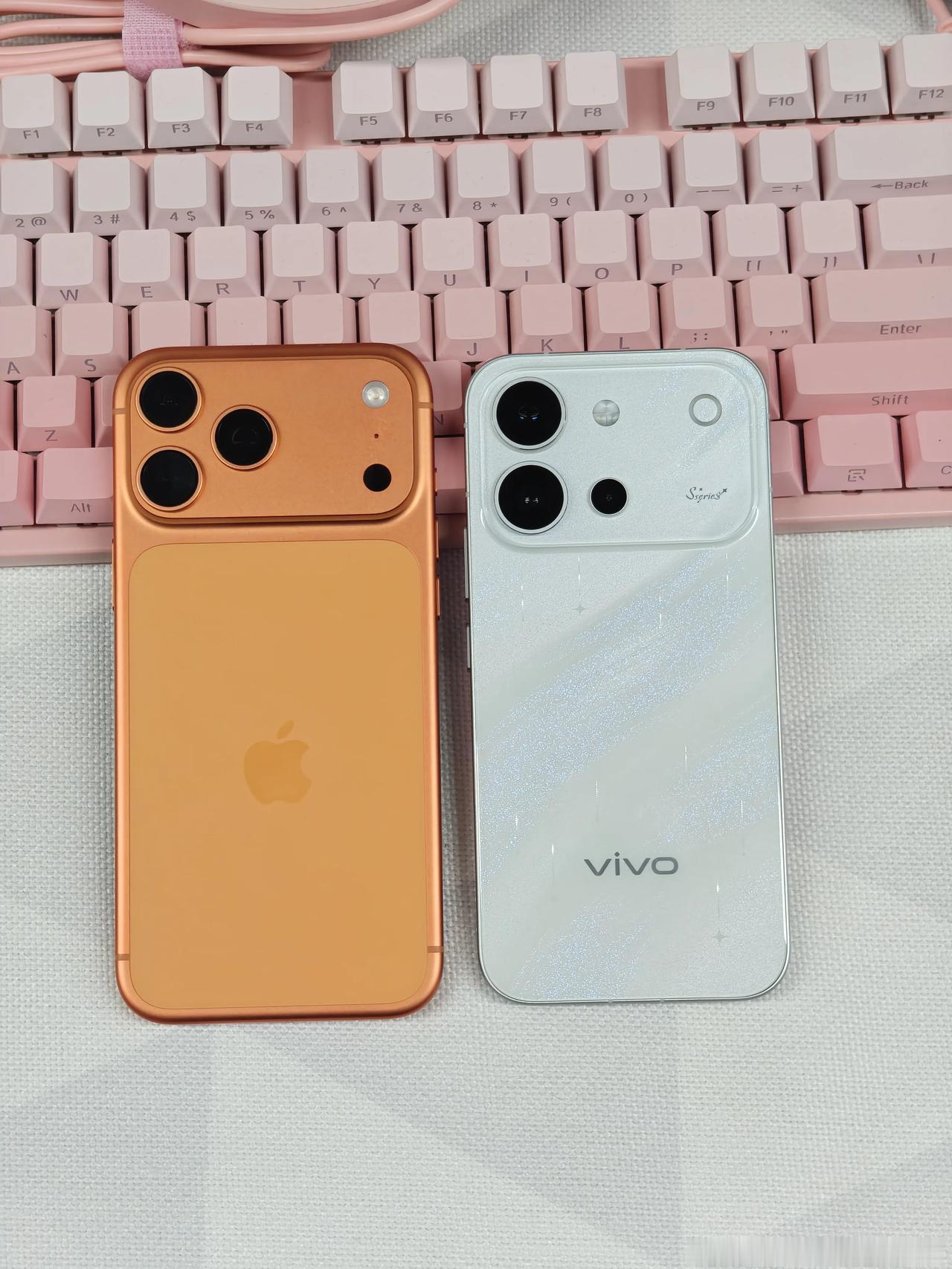 该说不说，vivo S60虽然像苹果但好看多了
有没有因为喜欢田曦薇而买了viv