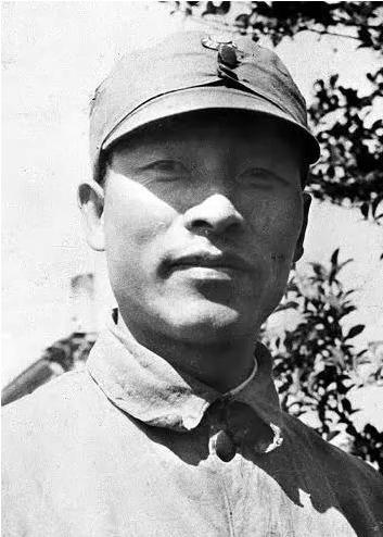 1939年，彭雪枫部队穷的只剩5块钱，为度过春荒难关，忍痛卖掉13匹战马，谁曾想