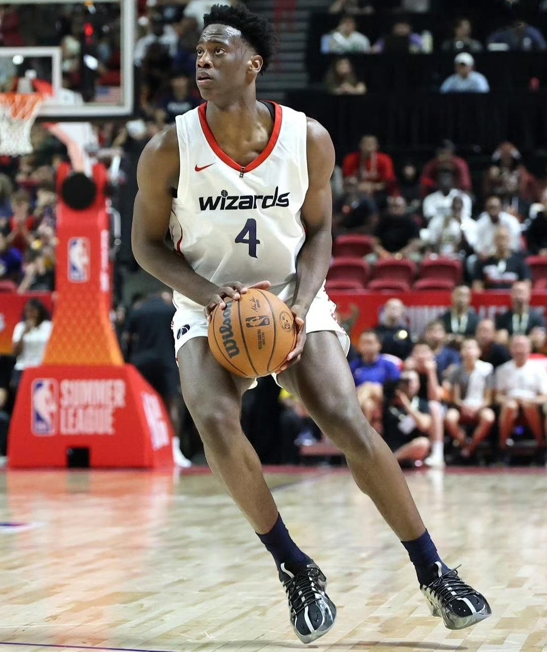 太狂了！打了2场就要最佳防守一阵
NBA夏联正在火热进行，不得不否认这届新生卧虎