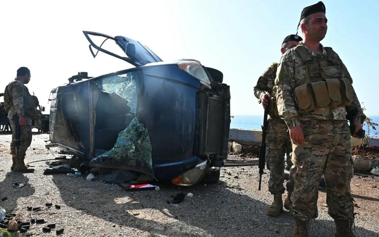 协议签了，停火生效了，但以色列的炮弹还是准时落在了黎巴嫩南部。 
 
黎巴嫩国家