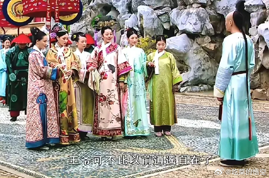 总有人说果郡王没火，是因为颜值低，不理解，这颜值还叫低吗？试问当前内娱比较火的那