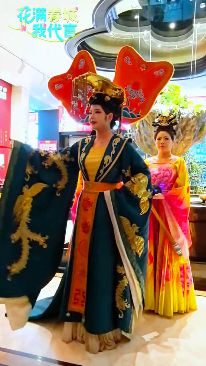 品武皇盛宴，清明游洛阳，恍若穿越大唐。
我代牡丹燕菜是怎么来的你知道吗？逢盛世，