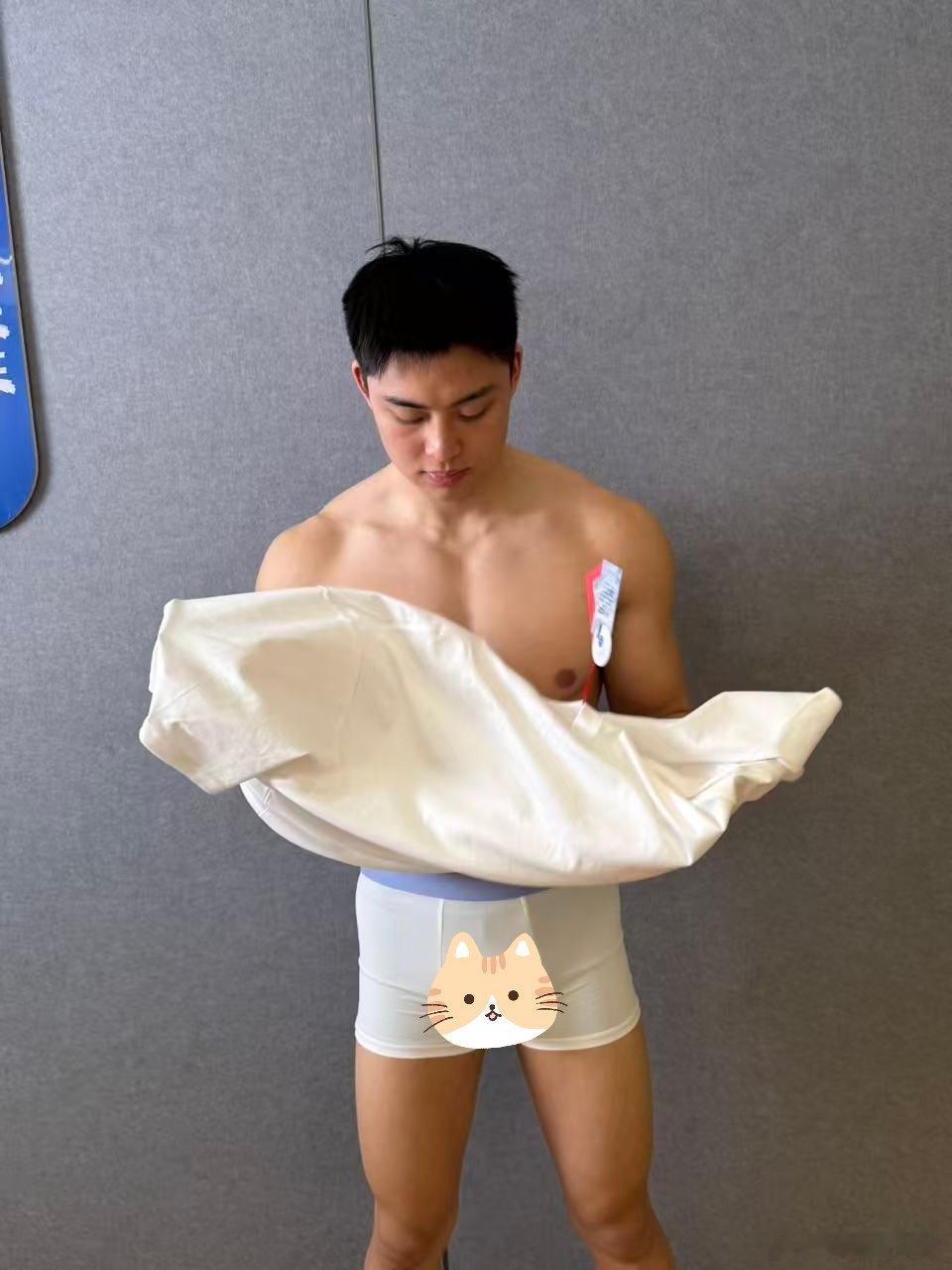 质量巨好！回购好多次啦！猫人水光液氨 2.0 速干短袖T恤💰39液氨处理过的面