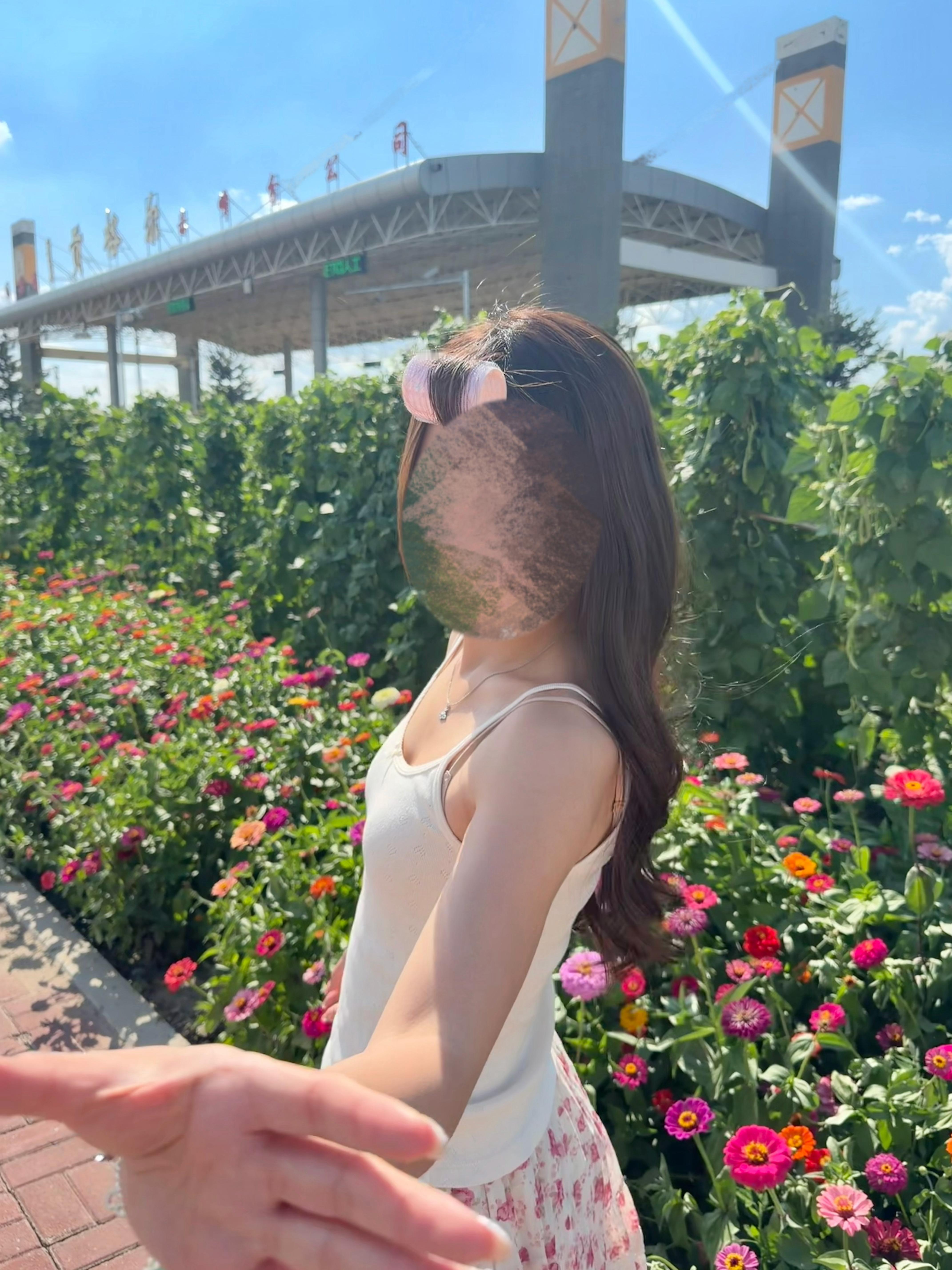 上一秒拍完 下一秒申请查看照片 ​​​