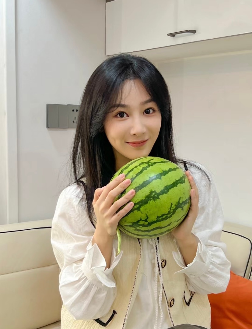 #杨紫[超话]##杨紫长相思# 💜#杨紫小夭# 这世界不会辜负每一份努力和坚持