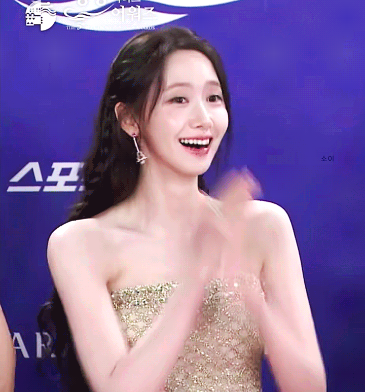林允儿出演韩版非自然死亡 Y 林允儿春史电影节影后 260731 林允儿 第五届