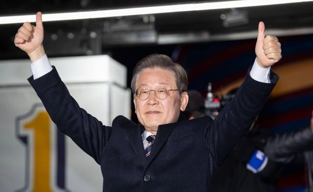 大家有没有发现一个现象？每当我们快要推进祖国统一，准备解决台湾问题的时候，朝鲜半