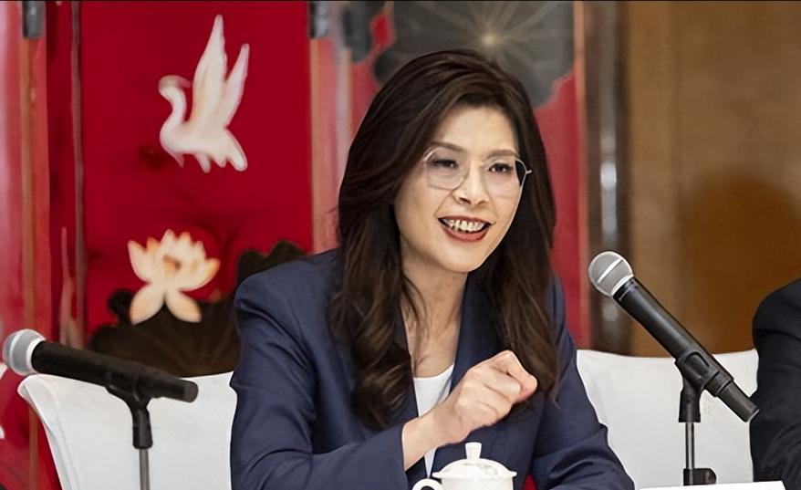 中国“奉陪到底”，台湾“奉送到底”，郑丽文曾义正言辞地表示，全世界只有中国敢和美