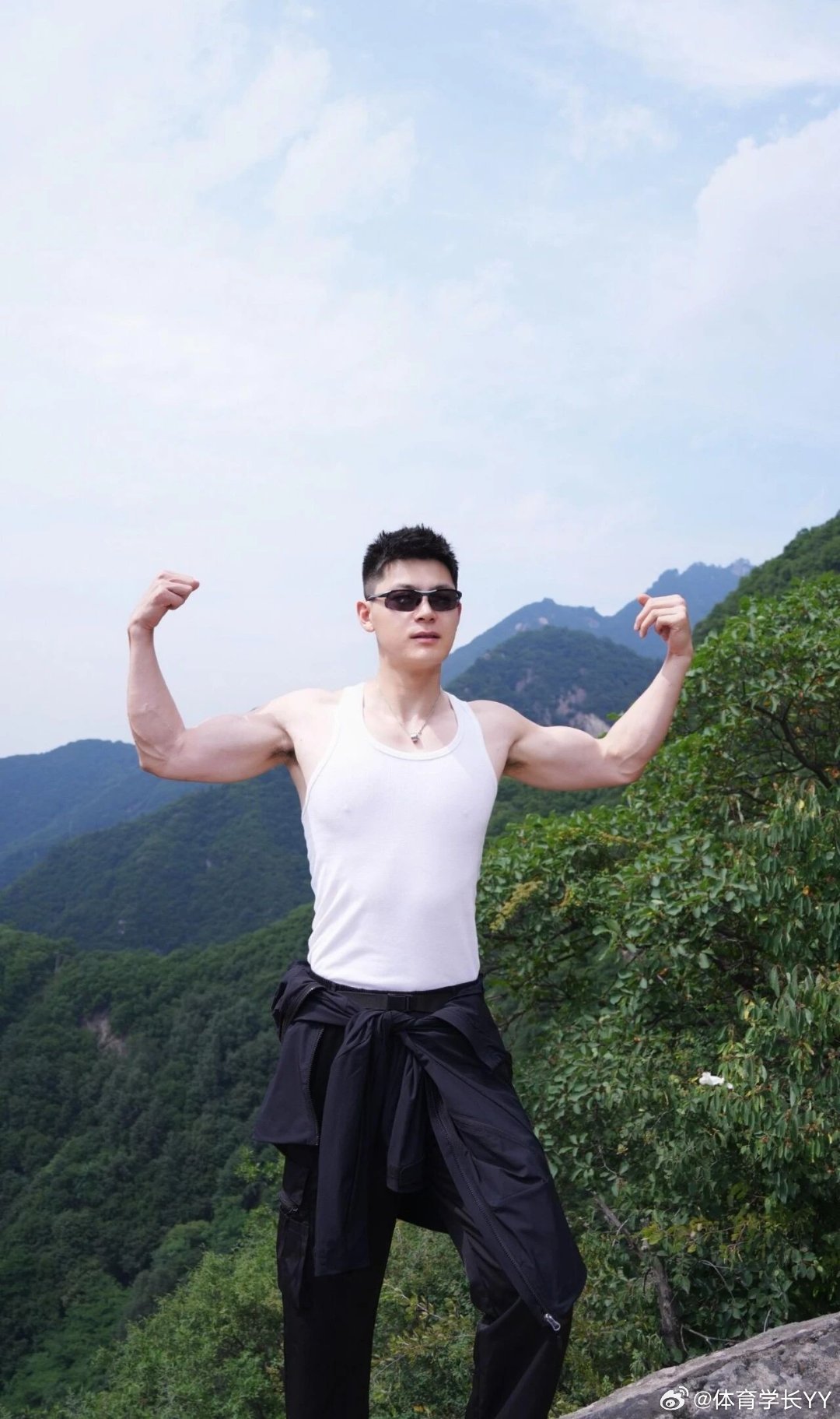 帅气的男孩子爱了吧体育生