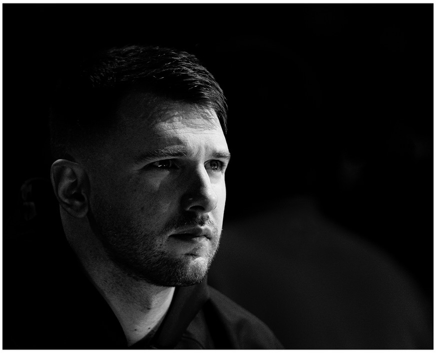 一看就输第四节不看了。 