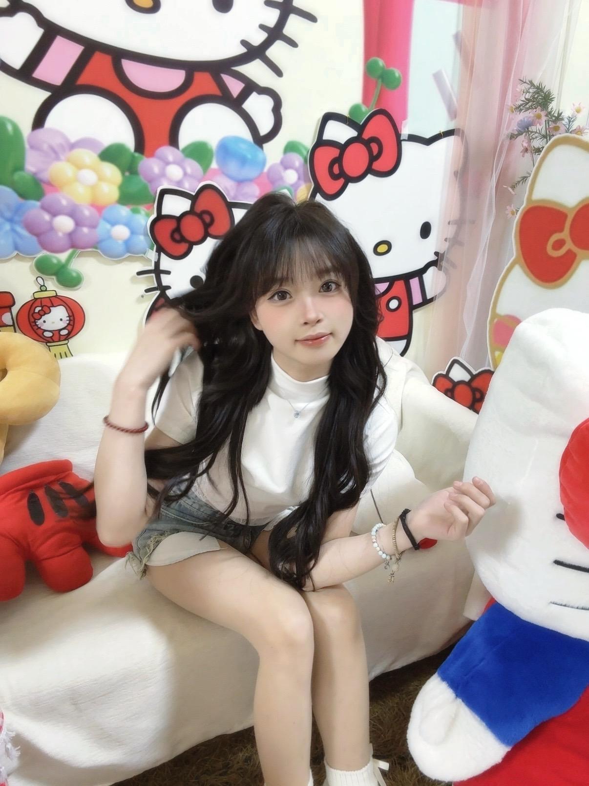 头好痒ᥬ😣，难道是🧐ᩤ？！变成甜妹啦ᥬ🥴ᩤ