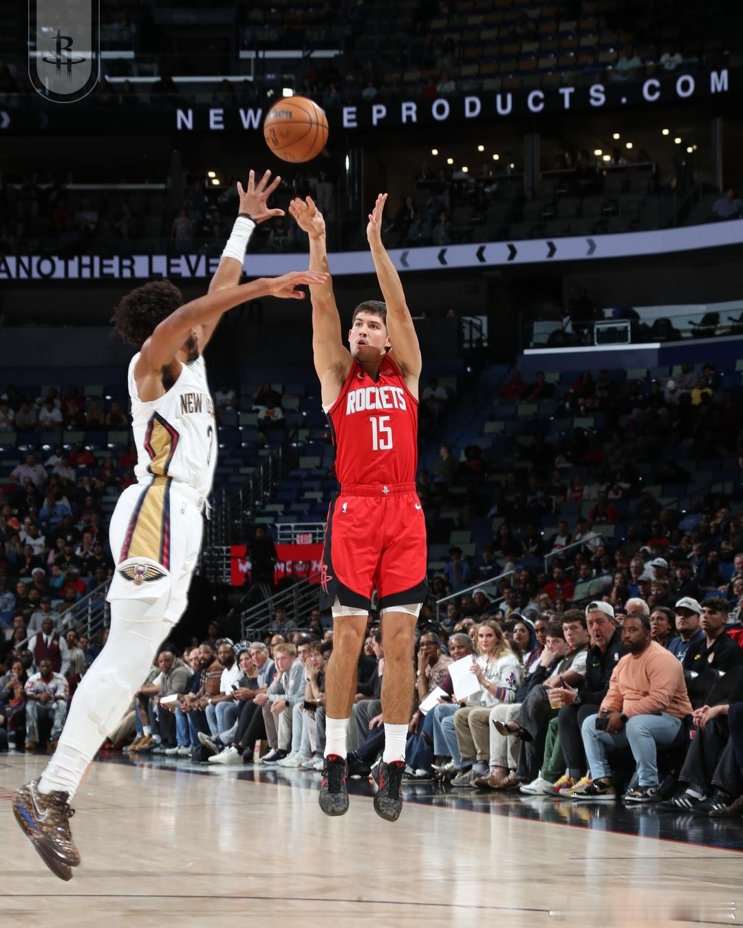 输了！！！今天输球真活该，领先20几分被西部倒一逆转，本赛季最恶心的一场比赛，没