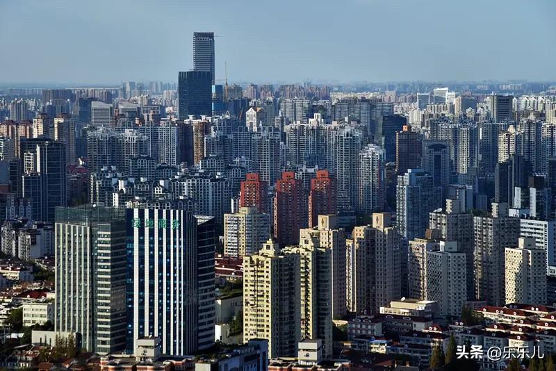 楼市没有增量，房子变旧了，还是会贬值的。
国内除了北京、上海等城市的核心区域在过
