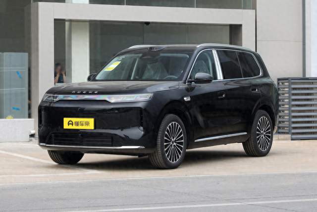 15 万级家用大五座 SUV！荣威家越 07 空间真的越级