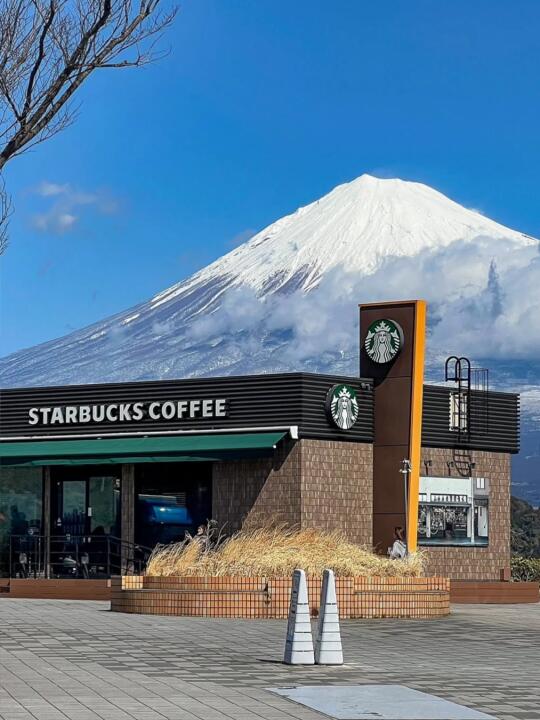🇯🇵富士山🗻富士山最美星巴克……