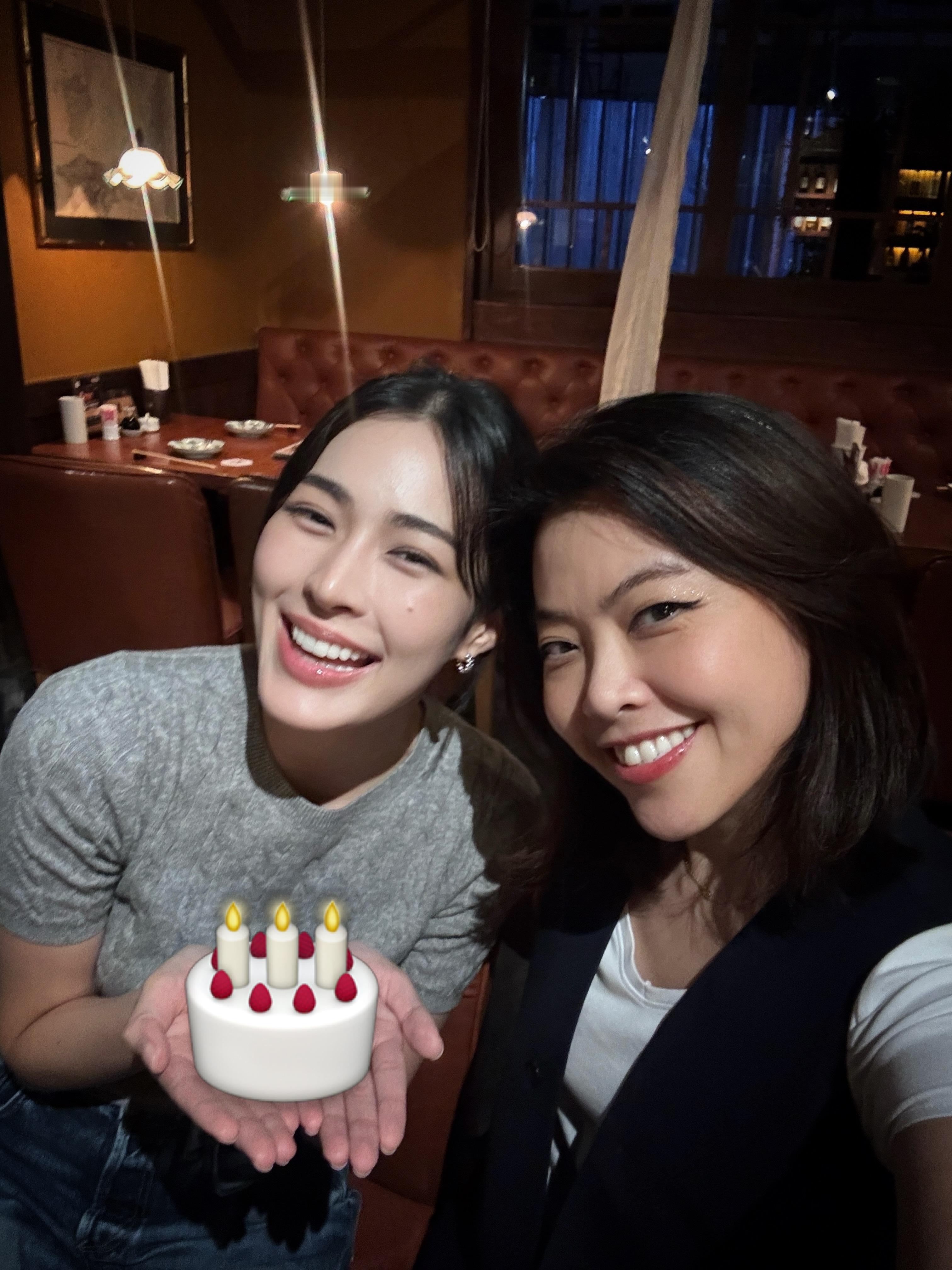 邝儿相关更新非常非常感谢P’Ling  带我一起补过生日呀 😍🥰🎂🥂🎉