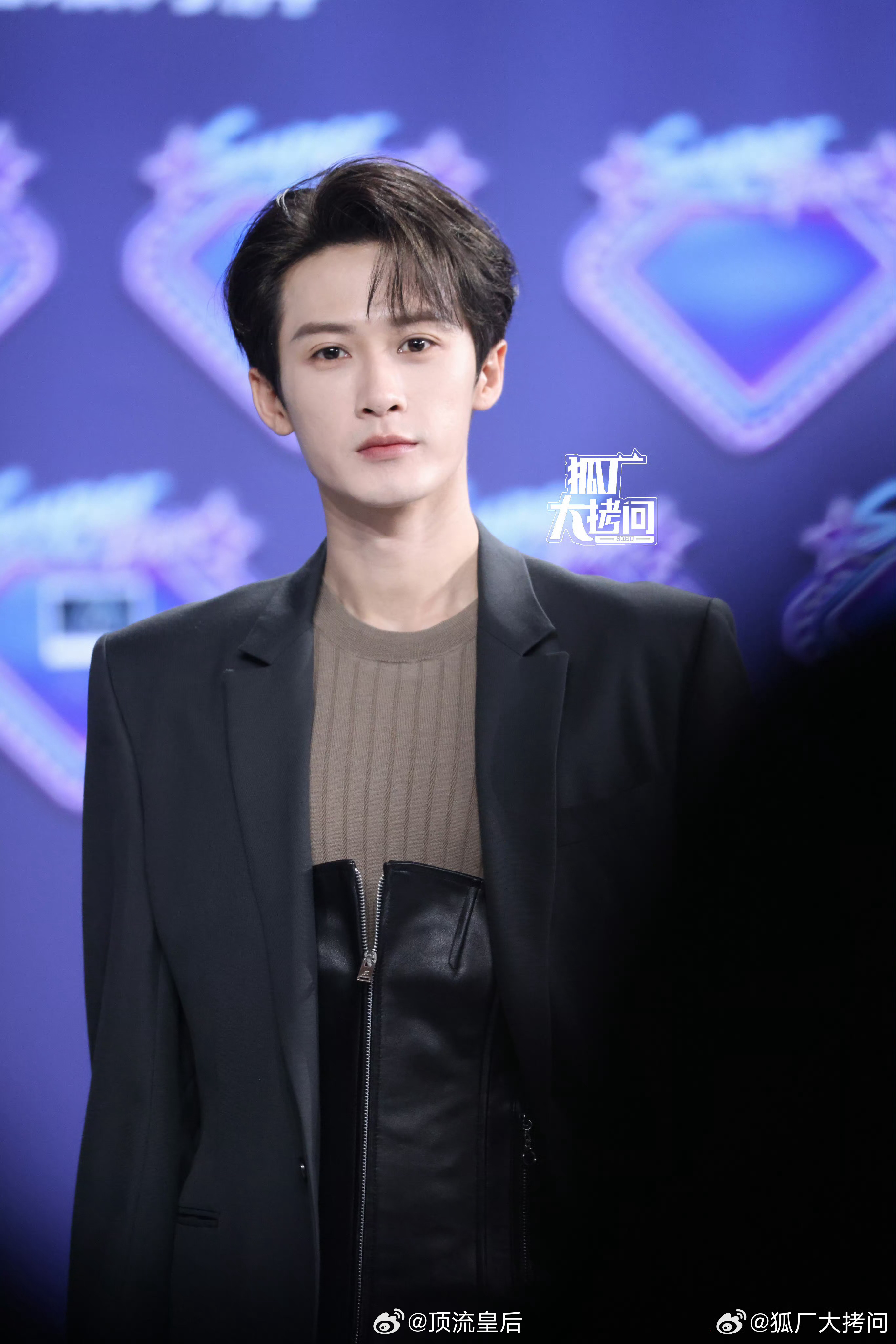 qq音乐巅峰盛典檀健次这生图，我真的膜拜了。 