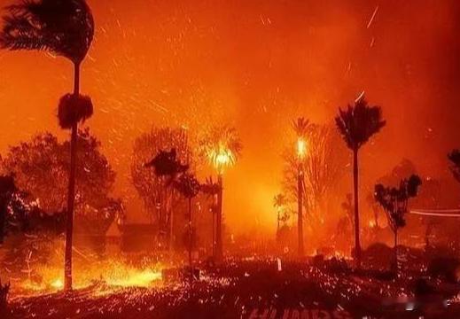 加州大火，好莱坞明星豪宅被烧毁！

近日，美国加州洛杉矶县多地山火持续蔓延，造成