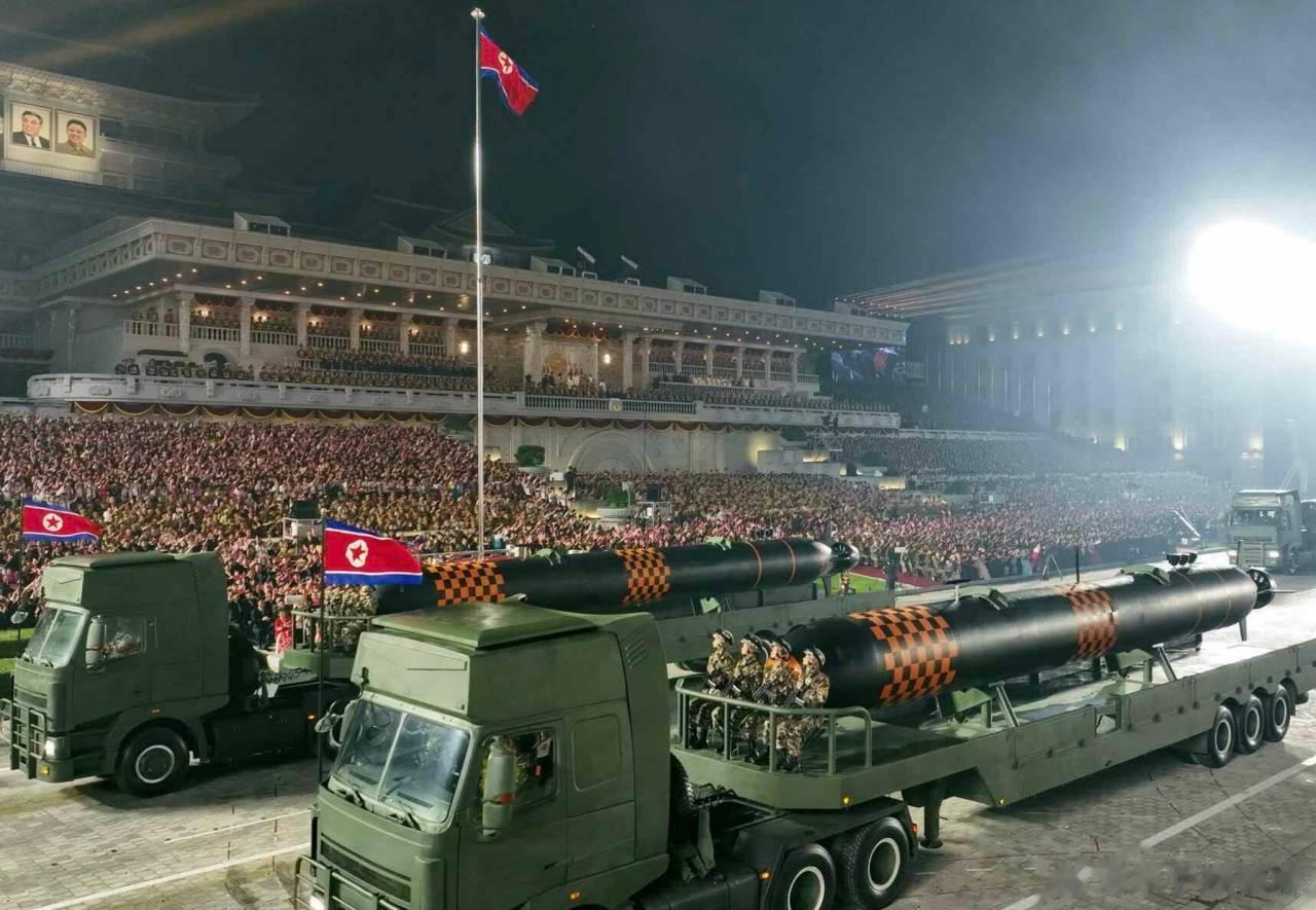 好家伙，朝鲜又搞出来了一个大杀器，类似俄罗斯“波塞冬”那种的核鱼雷，一发就能摧毁