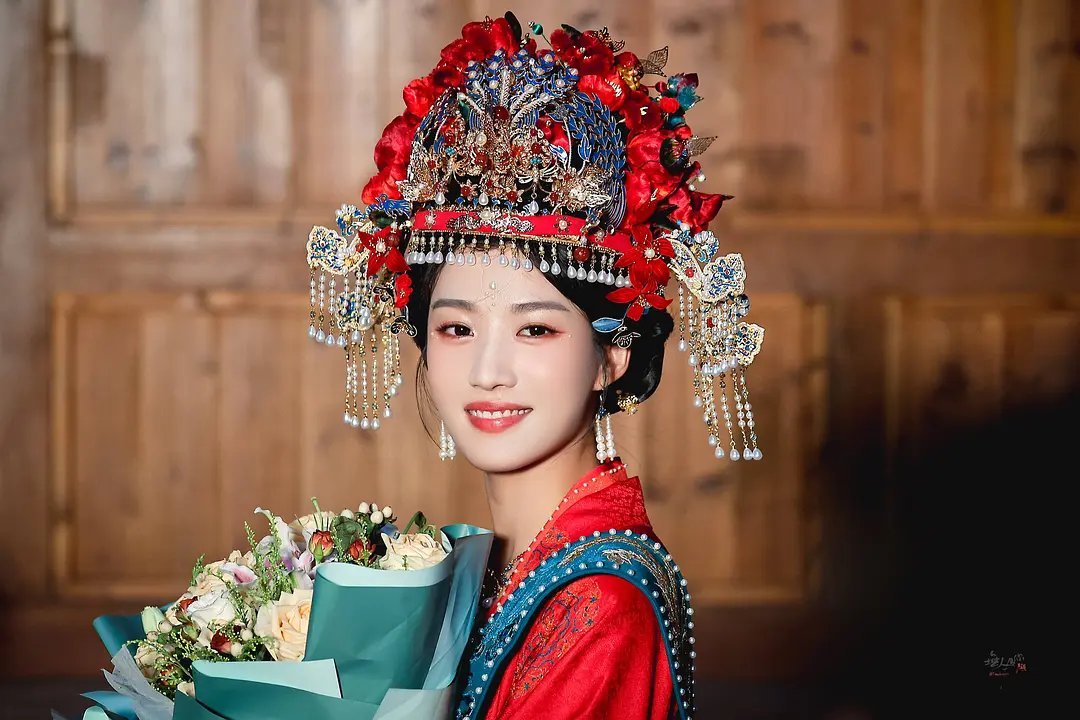 感觉还行，就是帽子有点歪了。。。 ​​​