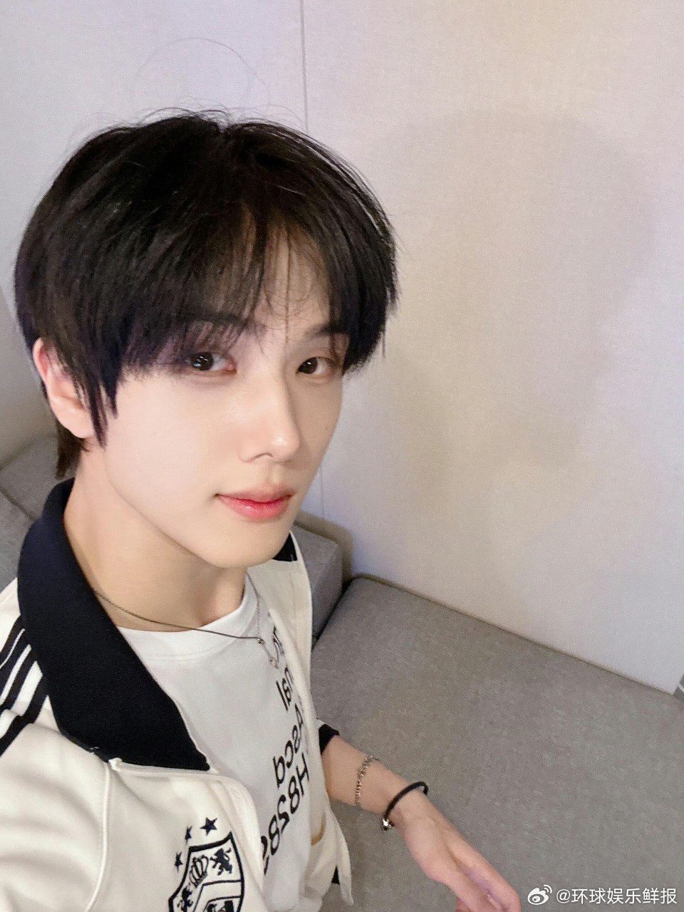 朴志晟朴志晟最近在拍电视剧朴志晟正在拍摄电视剧 朴志晟发文说自己最近在拍电视剧，