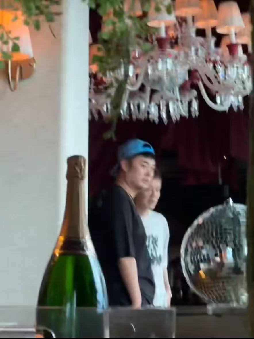 网友偶遇鹿晗陈赫网友端午偶遇鹿晗陈赫 偶遇鹿晗陈赫娱乐
