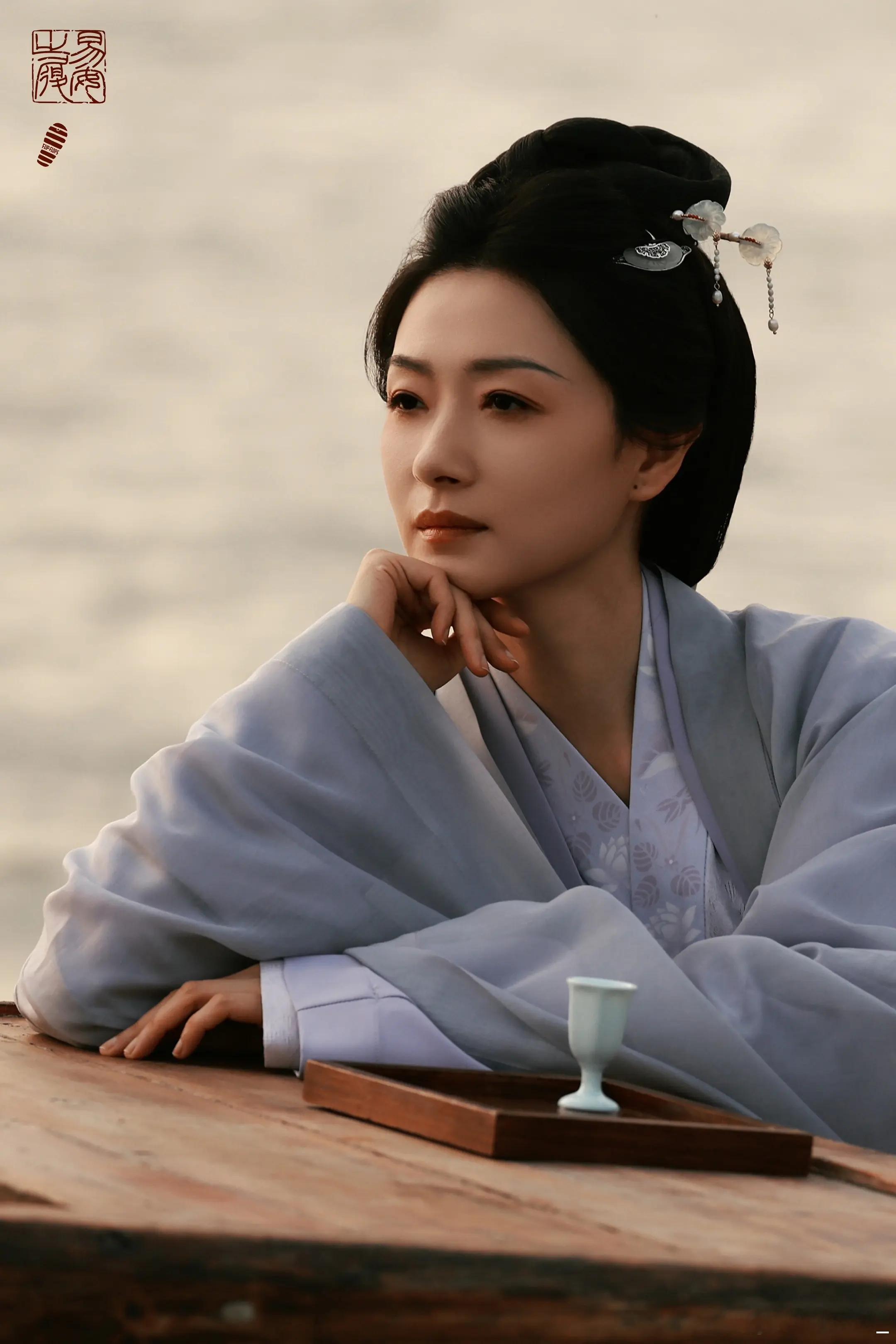 李清照将家暴丈夫送进大牢别的不说万茜和李清照的气质好相配啊！清冷有书卷气带着坚韧