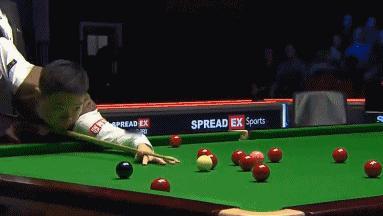 丁俊晖一杆失误，张安达单杆101分清台，将比分追至2-4！
北京时间1月19日，