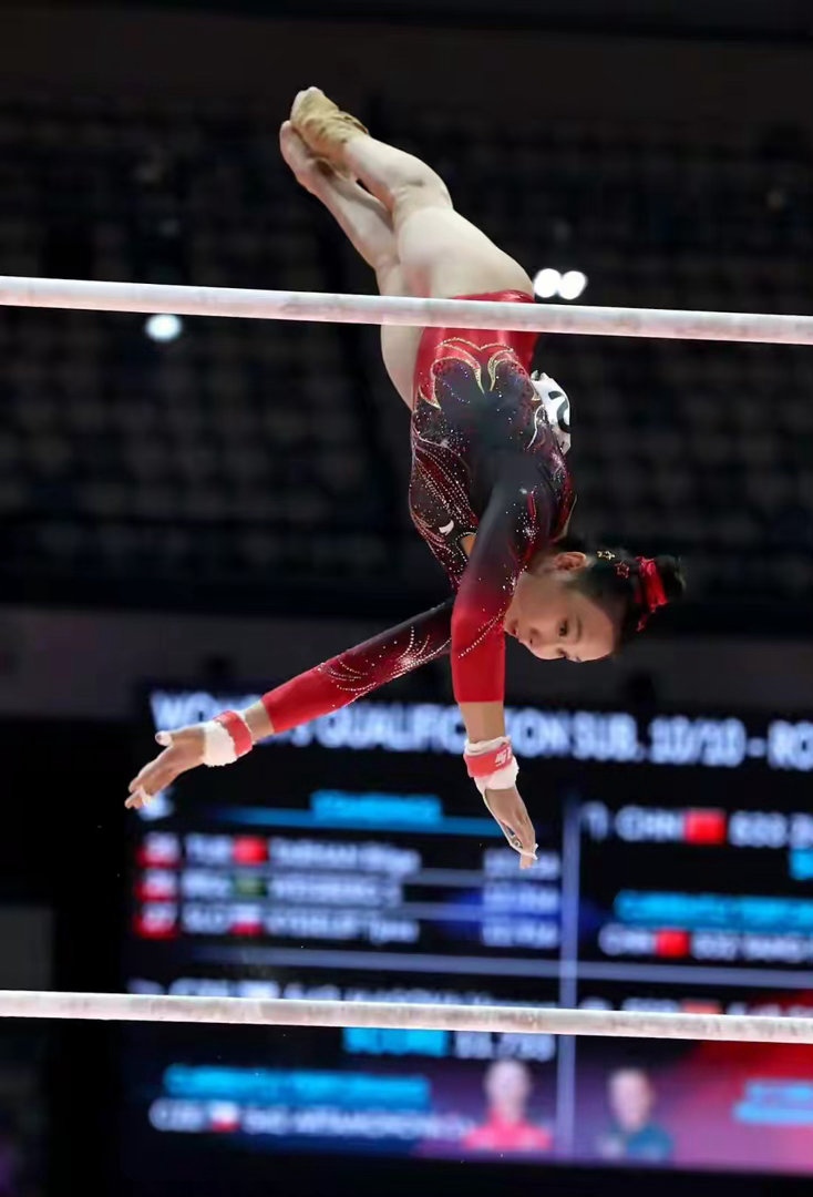 体操世界杯中国队收获2金体育明星体操 世界体联体操世界杯奥西耶克站北京时间4月1