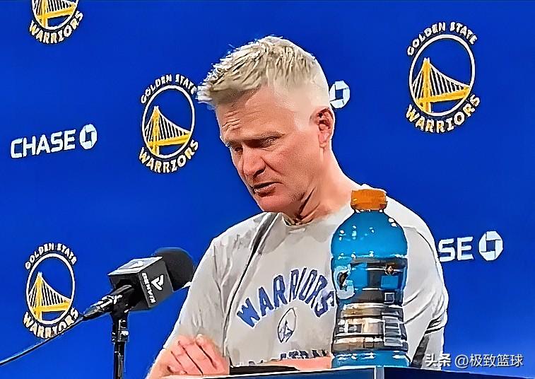 勇士主帅科尔公开认错：我不该谈论波神病情，这是愚蠢的错误！

今日，科尔在接受采