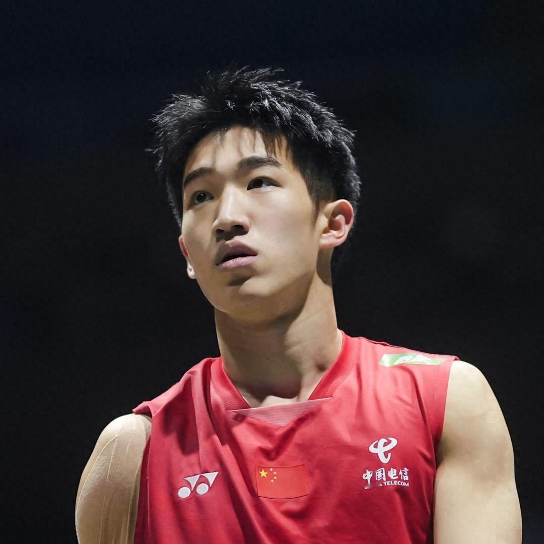 中国羽毛球队队员章涵宇近日通过社交媒体宣布正式离开国家队，这位来自湖北的双打选手