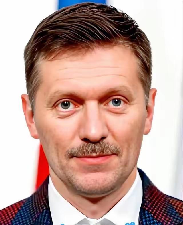 俄罗斯放风，最近要与美国不公开会谈，谈什么不对外透露，俗话说：关门没好事，好事不