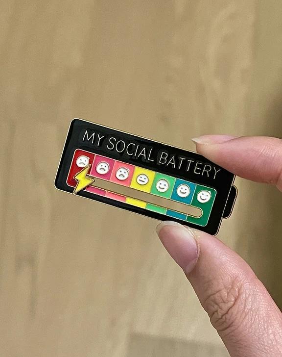 电量告急🪫
可移动的小闪电⚡️
实时展示你的社交电量状态🪫🔋