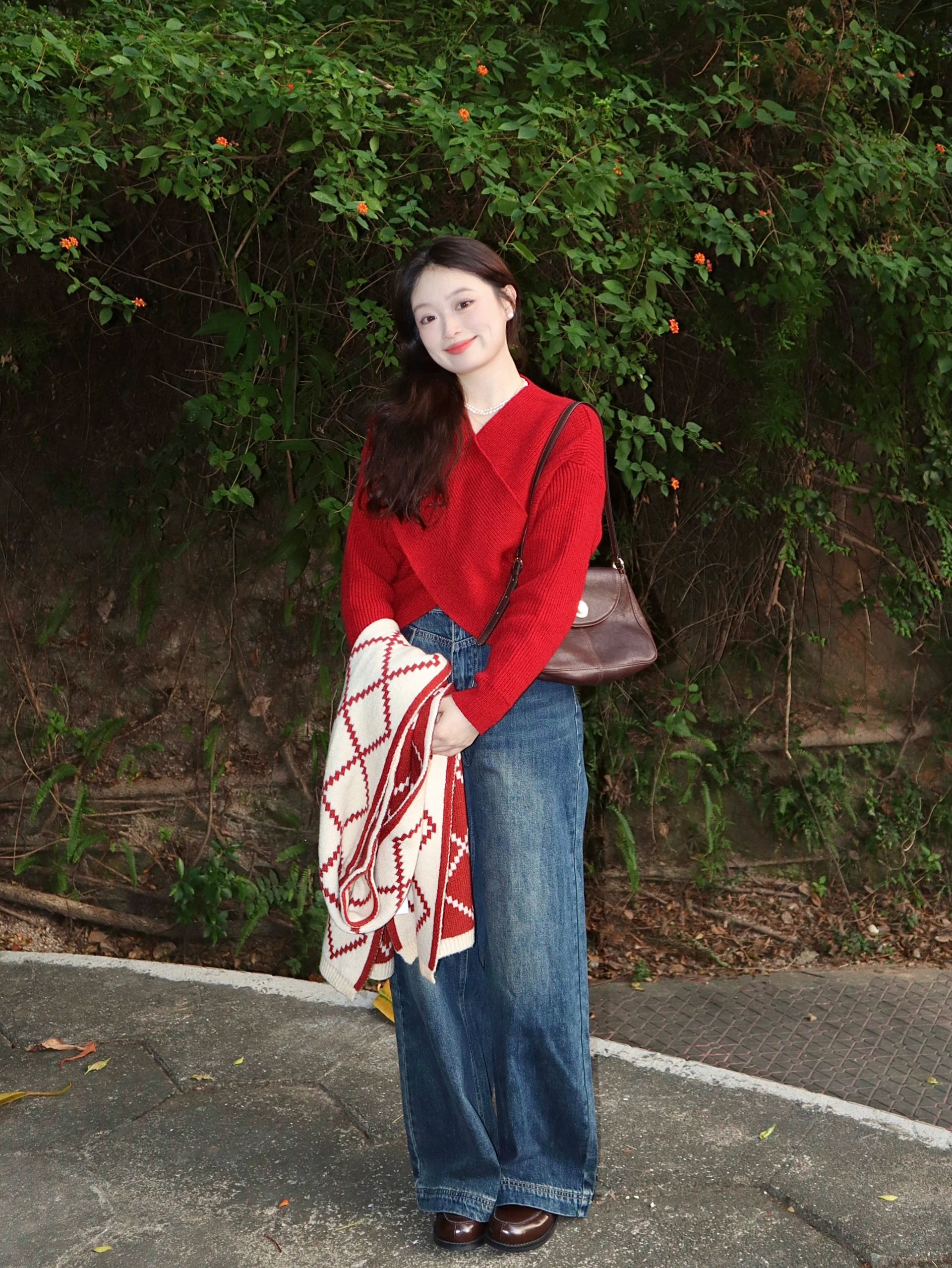 复古艳红 微胖女孩圣诞就这么穿！