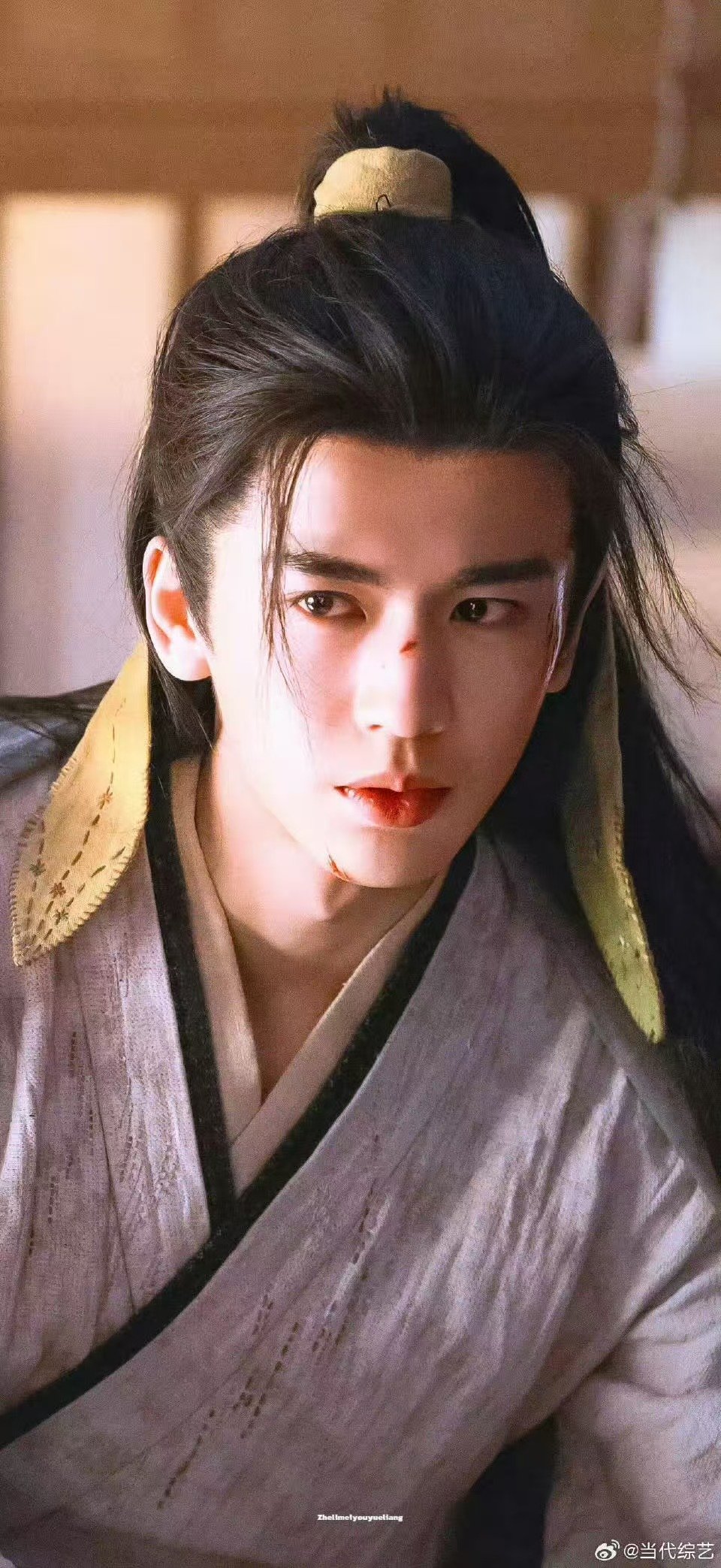 支持张凌赫打包常驻横店张凌赫焊在古装剧里 支持张凌赫打包常驻横店，焊死在古装剧里