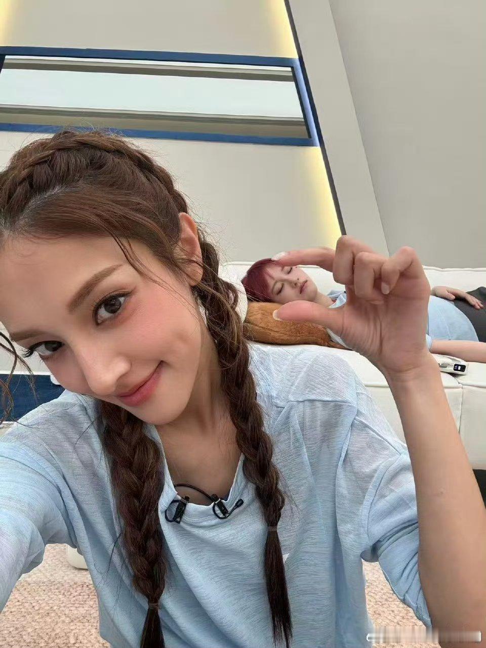 陈凯琳说香港小姐不能讲脏话 陈凯琳幽默提醒黄灿灿粤语发音，直言港姐不能讲脏话，反
