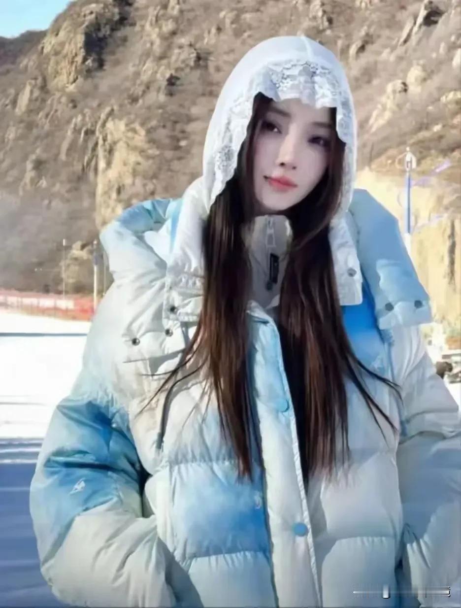 说实在的，这个女明星长得真的很漂亮，风情万种，长在了多人的的审美点上。
如果当年