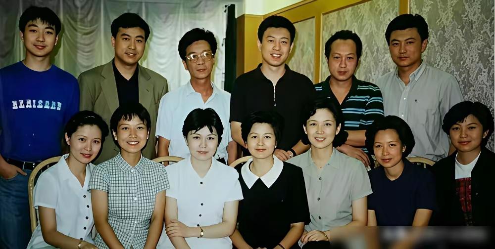 王铎：央视的新闻人，这一张，非常耐看！