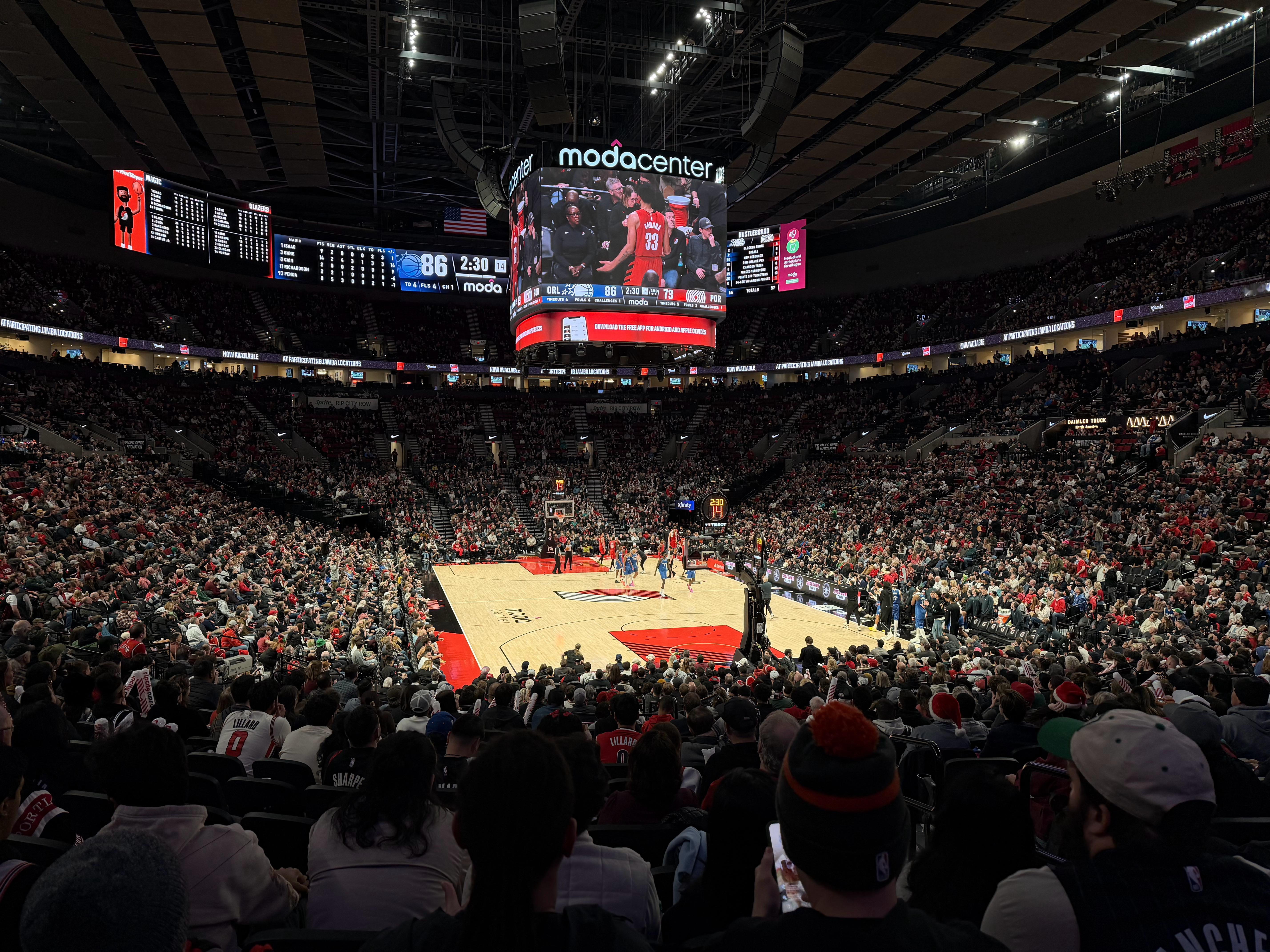 NBA波特兰开拓者 我要是阿夫迪亚，跟这群人打球真得气死…夏普的进攻选择和防无球