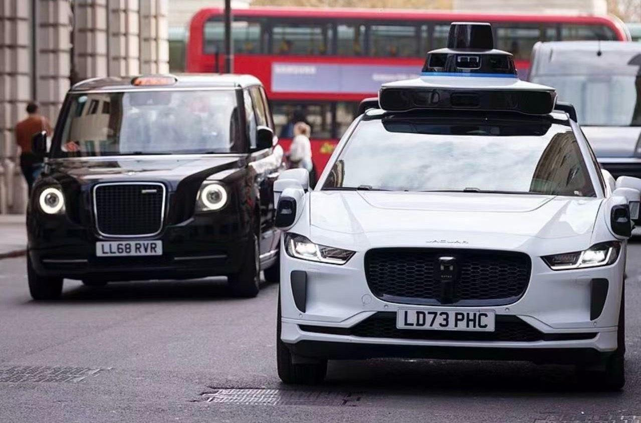 Waymo 日前，Alphabet旗下无人驾驶技术公司Waymo宣布已在美国田纳