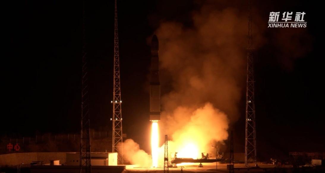 【🚀 恭喜！一箭送“巴铁”卫星上天，长征系列第640次成功！】

北京时间今晚