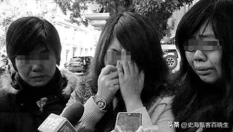 [兔子]2009 年广州发生一起母亲为女复仇案，单亲妈妈陈雪香得知 17 岁女儿