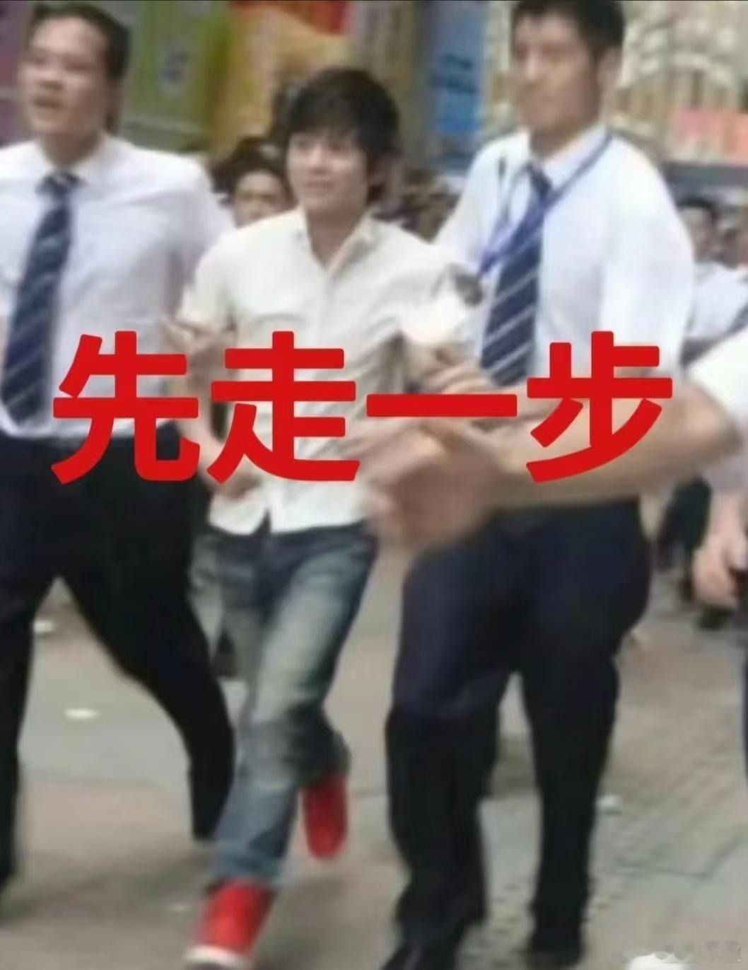 武艺天赋型综艺选手  武艺完全是综艺节目的天赋型选手了呀，真的是没有想到开口就是