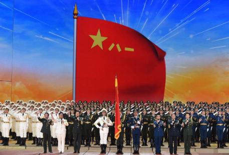 西方军事专家最近有个说法挺有意思，说在卡塔尔人心里，中国早就成了最强大的超级大国