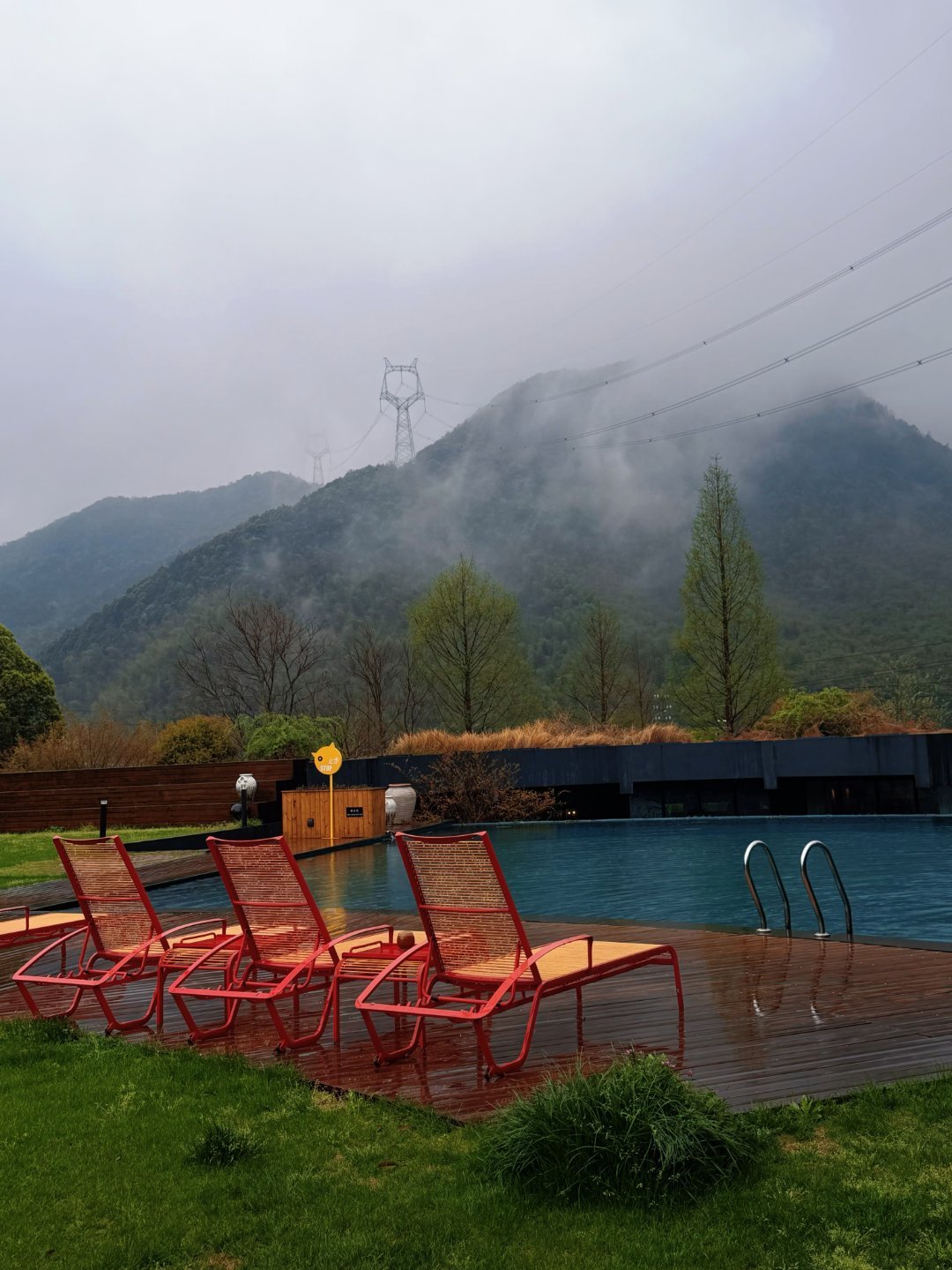 来的时候晴空万里，回去的时候细雨蒙蒙也算把两种天气都体验到了 号外号外：本人也是