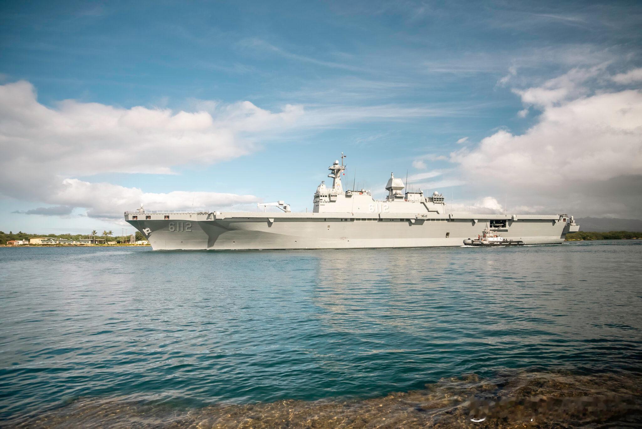 韩国海军两栖攻击舰LPH 6112 Marado“马岛”号在2022年环太平洋军