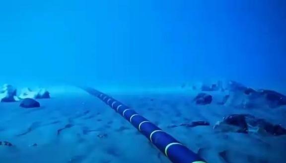 难怪美国对我们下死手，原来中国干了件连美英日都害怕的事情！

海底光缆是全球互联