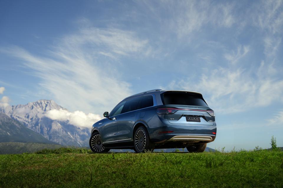 净推荐值89.2分，问界M9让用户心甘情愿安利
杰兰路2025年下半年的报告里，